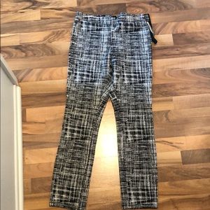 Leggings for work- black and white